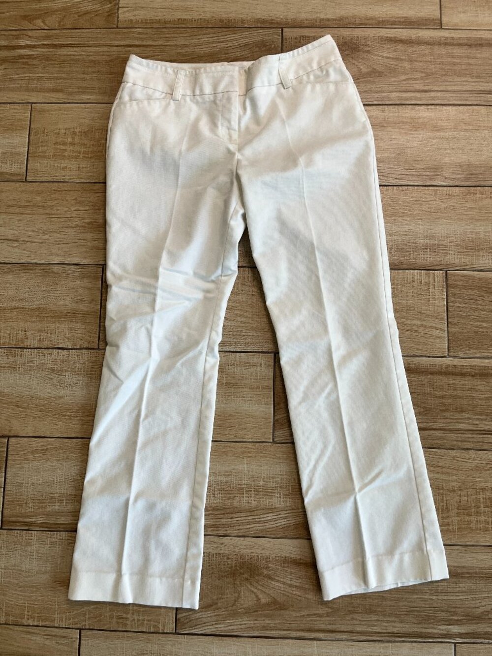 Womens New York & Company White Cropped Dress Pants - 6